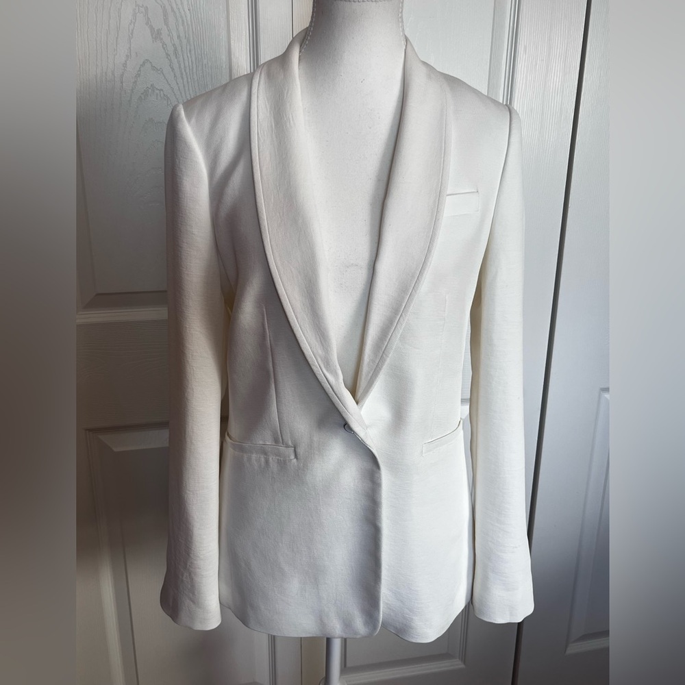 Elegant White Women's Blazer